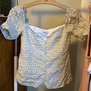 NWOT Petite Studio NYC Floral Blouse